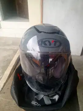 Helm KYT Kyoto ukuran L
