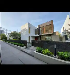 DIJUAL RUMAH TOWNHOUSE CONCEPT GOLF VIEW GRAHA FAMILI
