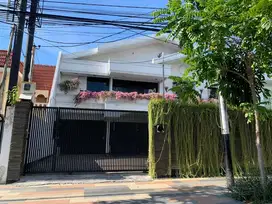 DIJUAL RUMAH MANYAR NOL JALAN RAYA SURABAYA TIMUR