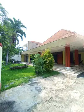 DIJUAL RUMAH PUSAT KOTA SURABAYA NOL JALAN RAYA WALIKOTA MUSTAJABo