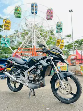 Ninja R 2014 Hitam