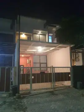 Dijual Rumah Siap Huni Medokan Sawah Timur Bangunan tahun 2023