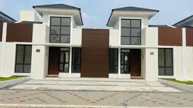 RUMAH GANDENG MIROR. TANAH LUAS & TERJANGKAU