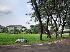Dijual Kavling di Komplek Taman Golf, Lippo Karawaci, Hoek 1132m2