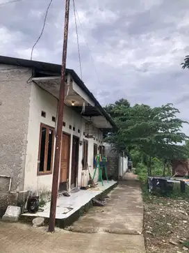 Dijual Rumah Kontrakan 3 Pintu Dekat Stasiun Cilebut - Full Terisi