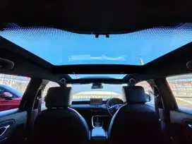 Cari Copotan Panoramic roof hrv 2023