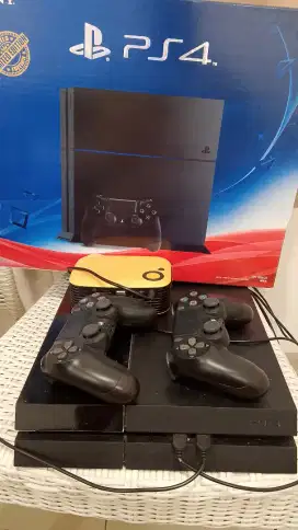 Di jual PS 4 second