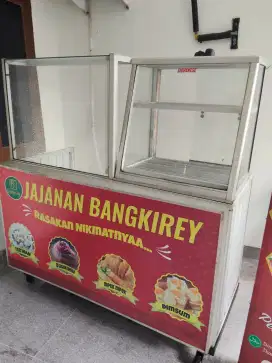 Dijual cepat gerobak gorengan dan papan iklan
