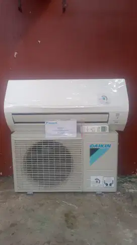 AC Daikin Thailand 1/2 pk