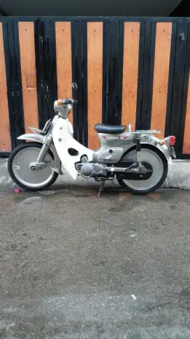 Honda C70 Tahun 1979