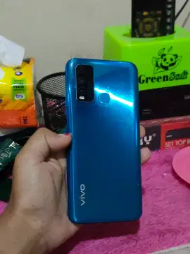 Vivo y30i ram 4/64!.