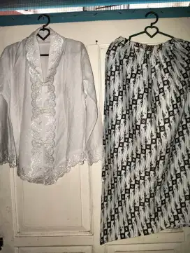 Baju utk umur 2 sampe 4 thn