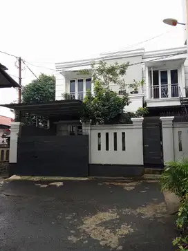 Dijual Rumah Jagakarsa Dekat Sekolah Cita Buana