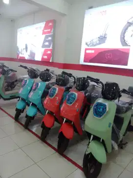 Sepeda Dan Motor Listrik Cash & Kredit Uwinfly M60
