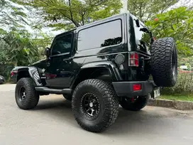 Jeep Wrangler Sahara 2011