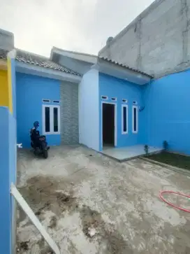 Rumah di pusat kota depok 3 menit ke stasiun depok akses mobil