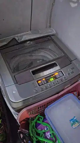 Service Ac,Mesin Cuci,Kulkas,Pompa Air dan Bongkar Pasang AC.