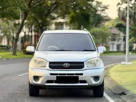 CASH! Toyota RAV4 1.8 L AT CBU 2004 (L) Pajak Panjang Sunroof Antik