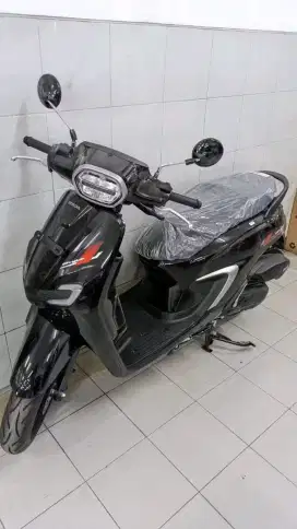 HONDA STYLO 160 CBS NLACK