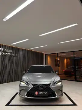 Lexus ES300H AT 2024 ES300 Hybrid B1166SAM Km500Perak Sonic Titanium