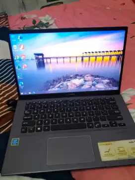 Laptop Asus VivoBook 14
