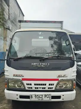 Isuzu ELF NHR55 4ban th 2013 box almunium