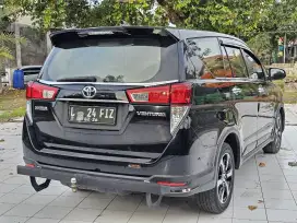 Toyota Venturer Disel at 2021
