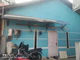 Jual Rumah tipe kontrakan lokasi 500m ke Boulevard Gading Serpong