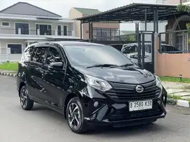 SIGRA 1.2 R AT 2023 HITAM KM 43rb