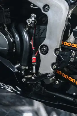 Jual Murah Cepat Honda CBR 600rr 2014 Low Kilometer