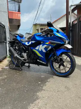 Suzuki gsx r low km pajak panjang