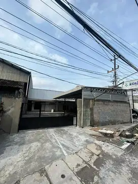 Disewakan Rumah / Gudang Jalan Medoho Raya Semarang Timur