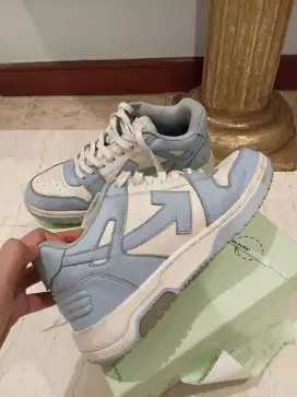 Preloved off white original 100%