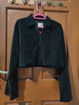 LONG SLEEVE CROP TOP BLACK - House of We Kala [NEW]