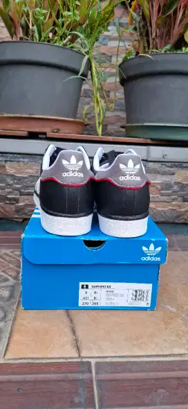 Sepatu Casual Adidas Superstar