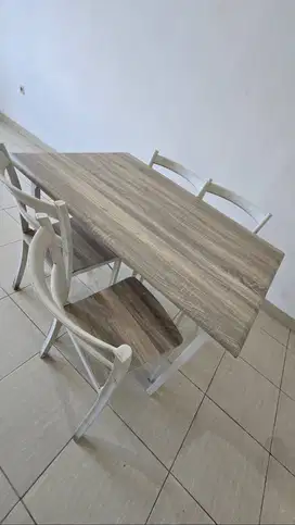 Set meja makan 4 kursi merel OLYMPIC