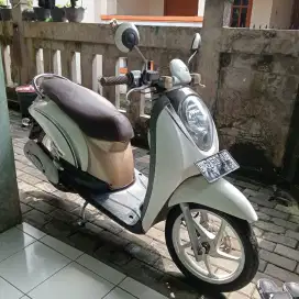 Honda Scoopy 2010