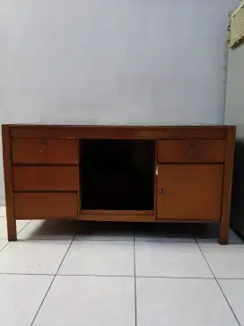 Meja kerja di jual