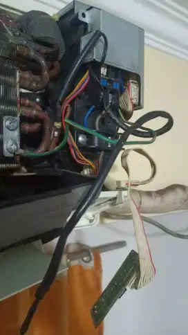 Servis ac bocor,ac netes,bongkar pasang ac,mesin cuci,kulkas,pompa air