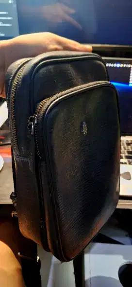 Huss Puppies Tas Sling Back kulit asli