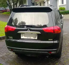 Mitsubishi Pajero Sport Dakar Automatic tahun2012