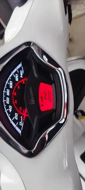 Vespa GTS th 2020 km 350 ban Tebus ori!!!