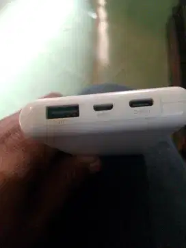Power Bank merek Robot