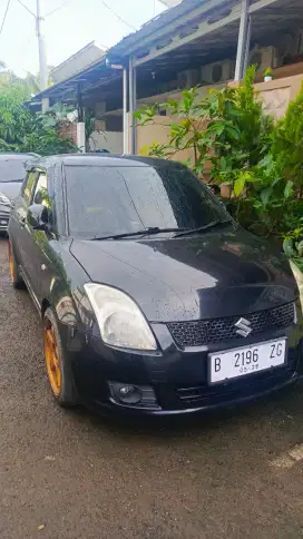 Jual cepat suzuki swift automatic st 2008