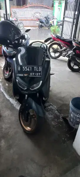 Nmax 2022 hijau doff