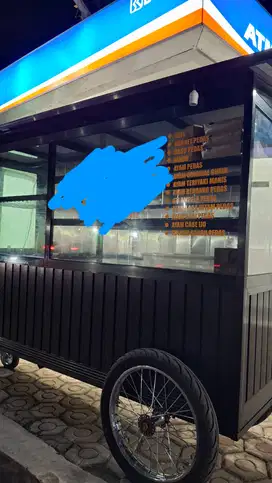 Gerobak jualan etalase