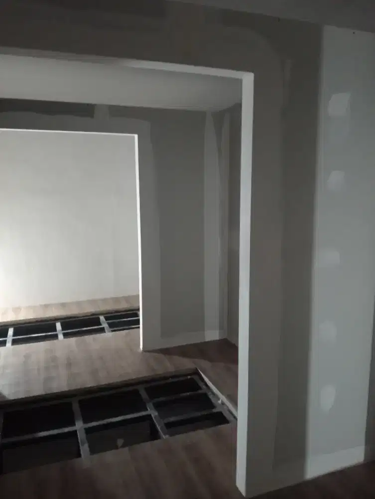 Pasang .partisi .gipsum .PVC.molding