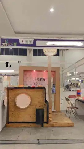 Booth Kayu Bentuk L Lengkap Berlaci - Kondisi Bagus & Siap Pakai