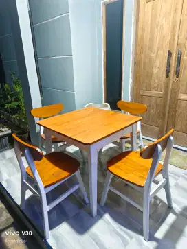 Meja kursi satu set