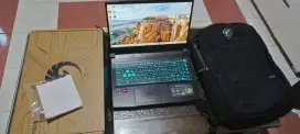 Notebook MSI Bravo 15 AMD R5-7535HS / 8GB DDR5 / 512GB / 15,6inc